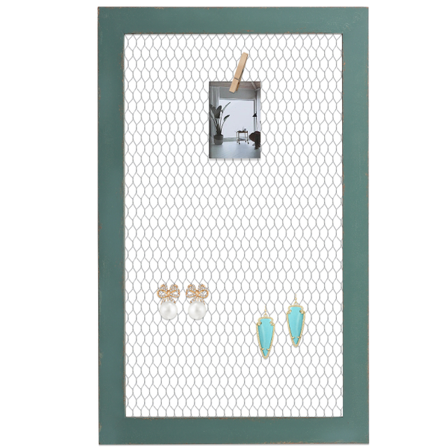 18 × 29" Chicken Wire Frame Large Bulletin Board, Hanging Jewelry Organize